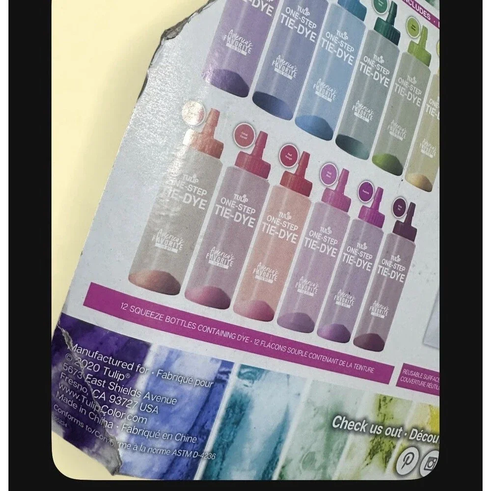 Tulip One-Step Kaleidoscope Tie-Dye Kit 70 Pc 12 Colors Up to 36 Projects